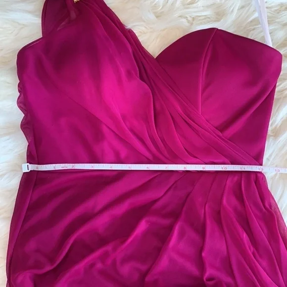 XSCAPE One Shoulder Evening Gown with Jewel Shoulder Embellishment Size 4 - Picture 11 of 13